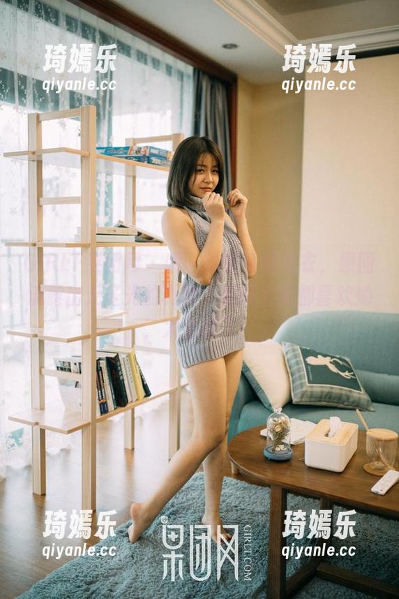 GIRLT果团网 - 哦，林弯弯的毛衣，原图流露出无圣光的真实，难怪大家都喜欢她，太会穿了！