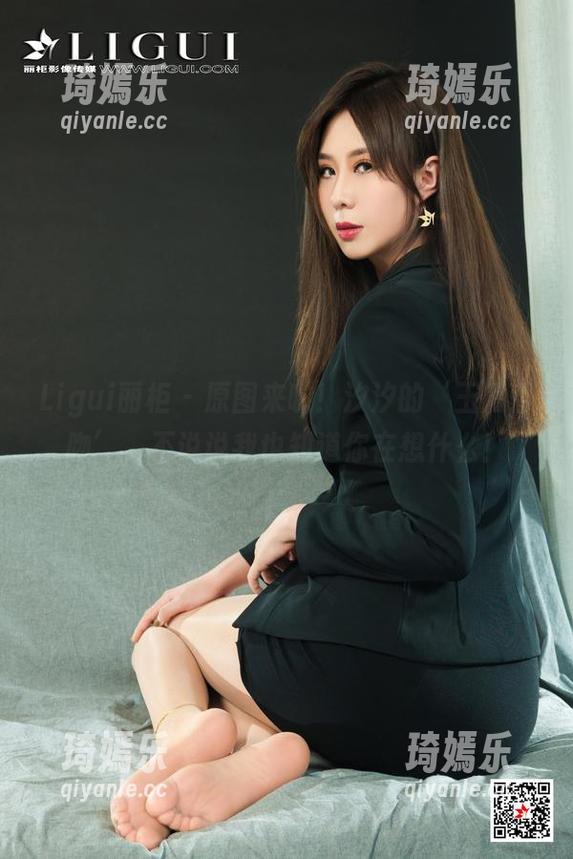 Ligui丽柜-汐汐 Ligui丽柜 - 原图来啦!汐汐的‘玉脂香吻’,不说说我也知道你在想什么!