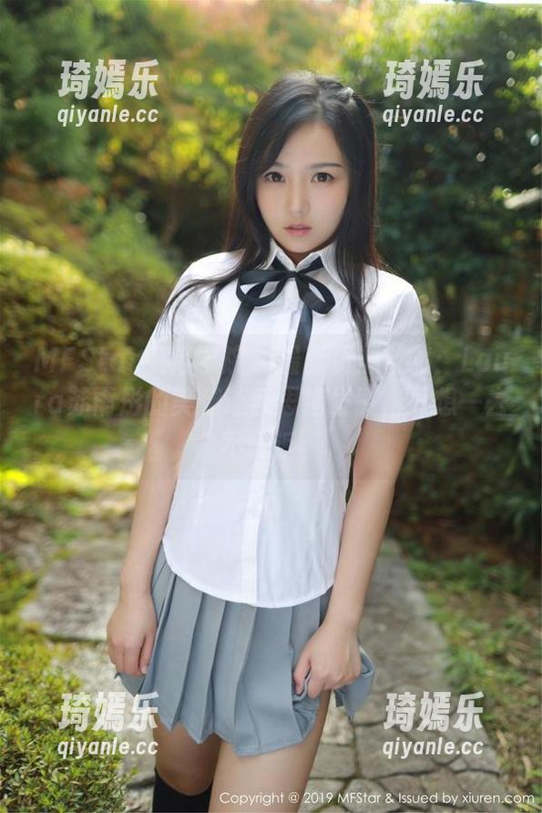MFStar模范学院 - 最新资源收集：Laura苏雨彤的美腿让我思绪发散，只想一去不复返。