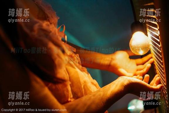 MiiTao蜜桃社 - 免费图集，桃乃香Tina的JK，难怪大家都在说这组合绝了呀。
