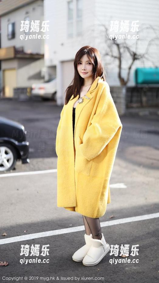 MyGirl美媛馆 - 唐琪儿il的油亮：原图里藏着墙面一般的画面感