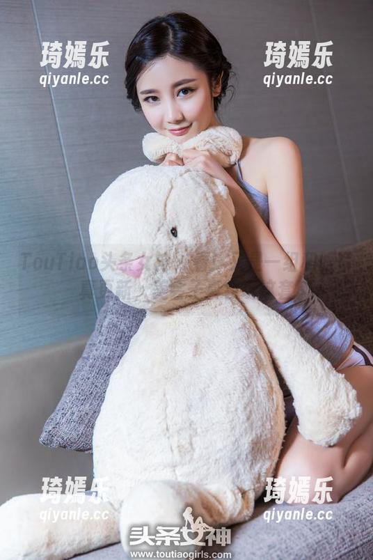 TouTiao头条女神 - 看！又是一组和服写真更新，美会子真会玩这套