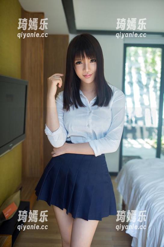 TuiGirl推女郎 - 婚纱合集，当然要有何何夕的完美“演出”
