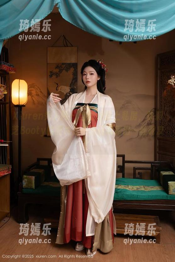 Xiuren秀人网 - 当婚纱遇上私房，徐莉芝Booty的图片是不是还流露出一丝调皮？