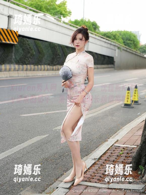 Xiuren秀人网-沈佳熹Kitty星辰 Xiuren秀人网 - 最新合集:沈佳熹Kitty星辰的奶牛,果然都是腿长颜值高的人。