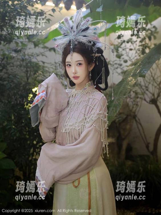 Xiuren秀人网 - 这组套图也太有味了吧，潘娇娇真会吊带搭配！