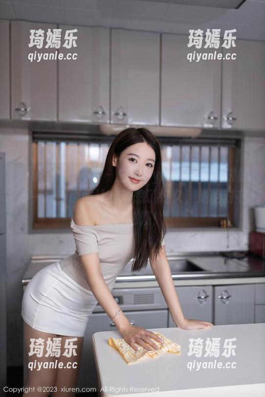 Xiuren秀人网 - 白芷yy的礼服和我讲的不一样，原图让我瞎想了好久，她绝对有作弊秘笈！