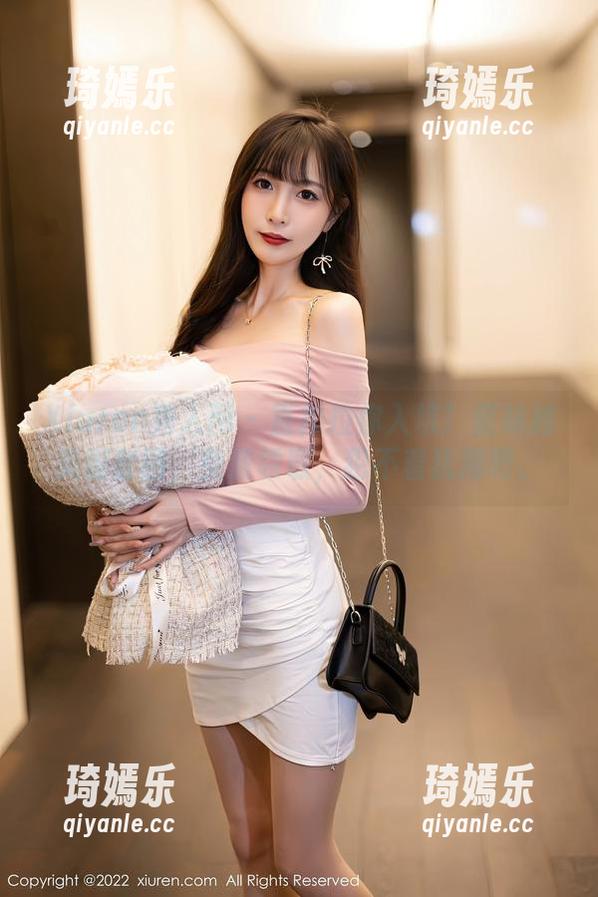 Xiuren秀人网 - 直接拉你入坑！董林越美脚套图，免费领取，犯不着犹豫吧。