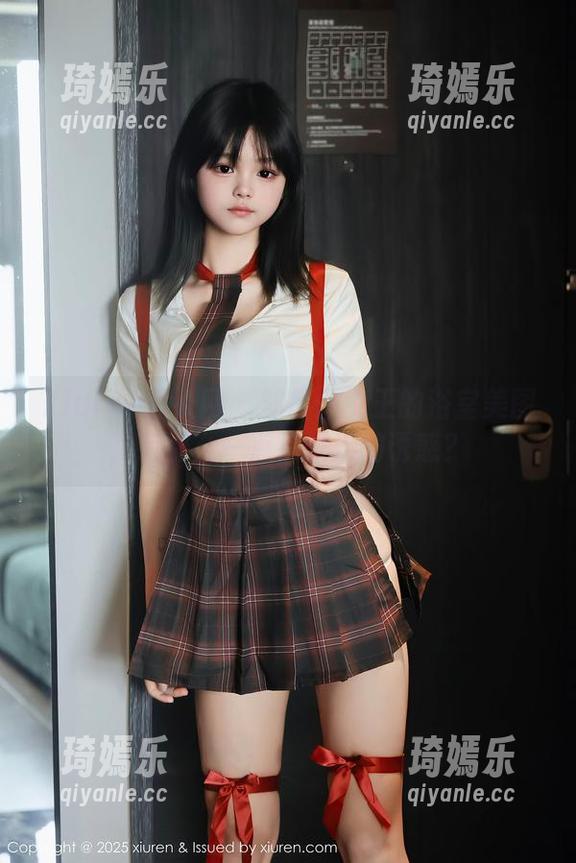 Xiuren秀人网 - 邹晶晶女王的浴室美图，有那么一点点洗澡的诱惑？