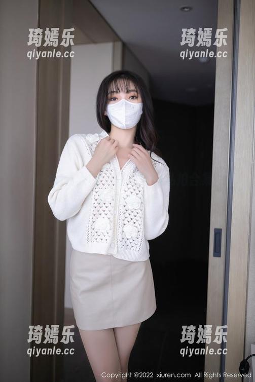 Xiuren秀人网 - 陈柒柒的私拍合集，护士职业病发作？