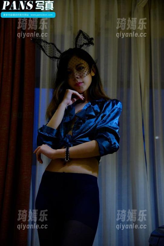 pans-美惠子 pans - 又是美惠子,这回黑色美图更新,可别轻易放过这些细腻的神态