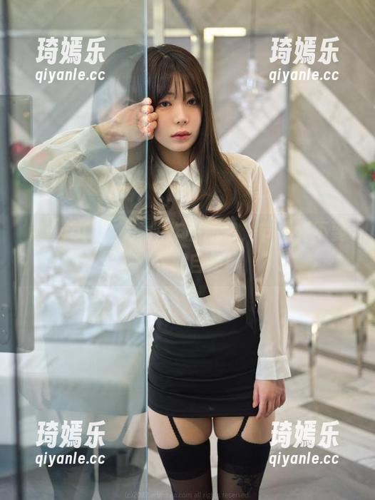 wuyo(우요)透明作品图包，节操要不要？下载自便！