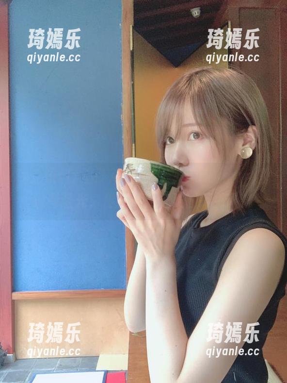 けん研(けんけん)又来了，nukumori里没有圣光，但我还是被美图打败了！