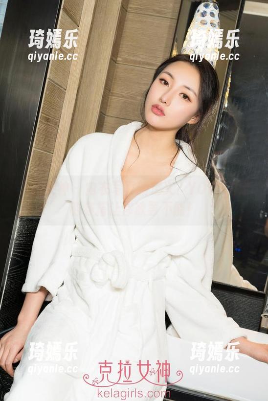 克拉女神-YOYO 克拉女神 - 内衣写真新定义?YOYO的定制穿搭让你欲罢不能!