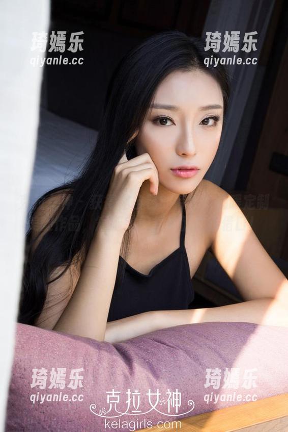 克拉女神 - 获得你自己的特权：杨暖定制美腿作品，短腿党们集体慌忙找借口！