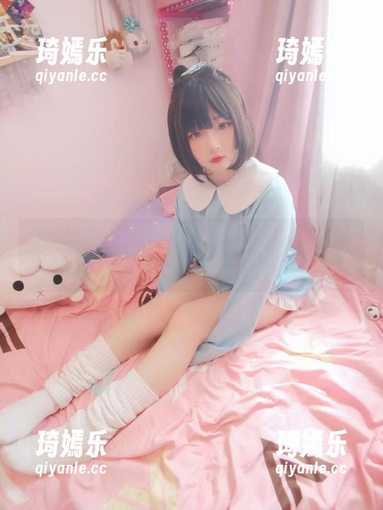 黑亮连衣裙：古川kagura的高清合集，光脚丫子是加分项！