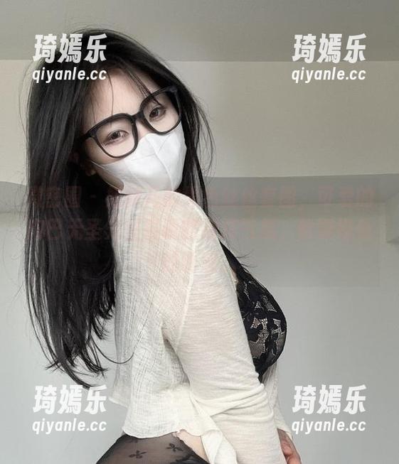 可爱的肉巴 微密圈 - 姐妹花的黑色丝丝套图,可爱的肉巴无圣光里展现的别样气息,恰到好处的诱惑。