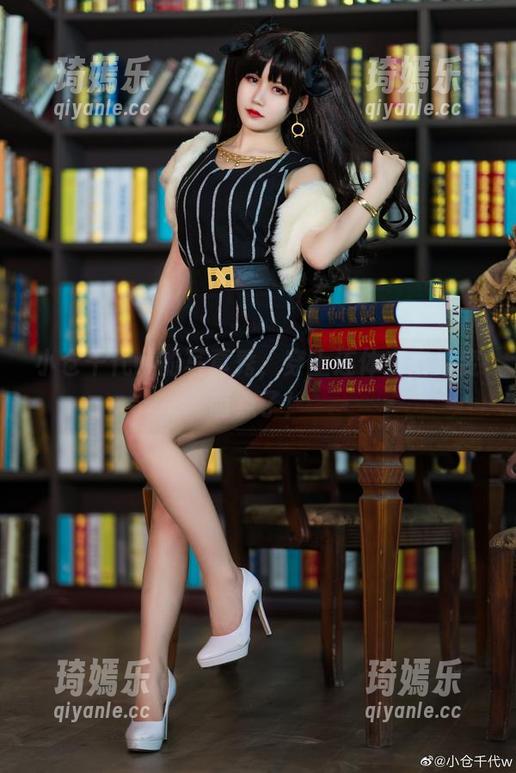 小仓千代w的写真秀，穿上连体衣直接变萌点了！