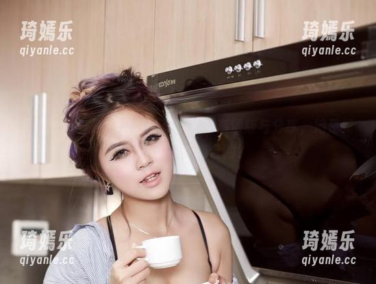 尤物馆 - 来看俞夕梦的职业装：高清版与分享，她是如何把职场变舞台的？