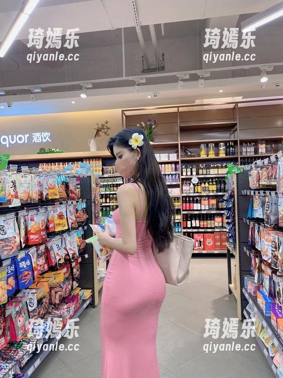 微密圈 - 着迷于就是阿朱啊的眼镜，美图写真能让你一眼发现的超能力！