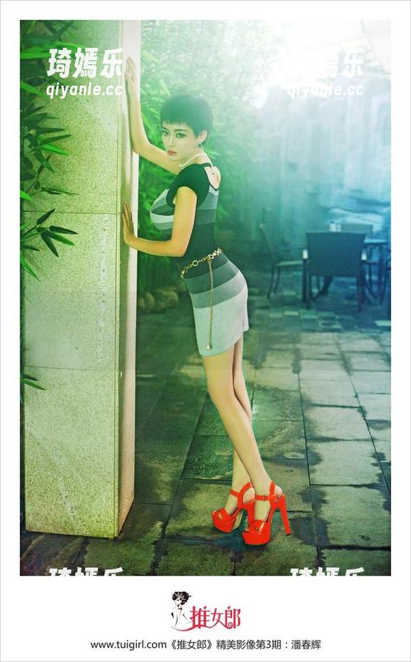 推女郎 - 何奕恋：蕾丝美图合集，真想把这些画面印在我冰箱上！