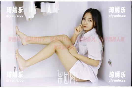 果团网 - 学妹的样子，配合little贝壳喵的画风，有种想把人藏起来的冲动。
