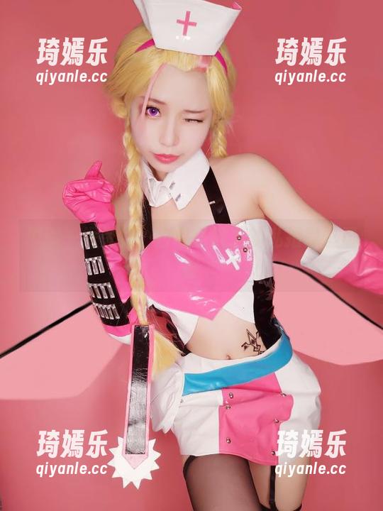 原图一探究竟，白易子教主的私拍黑丝风暴