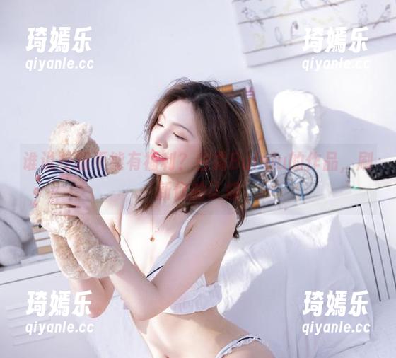 谁说校服不能有福利？白露Bululu的作品，刷新你的认知