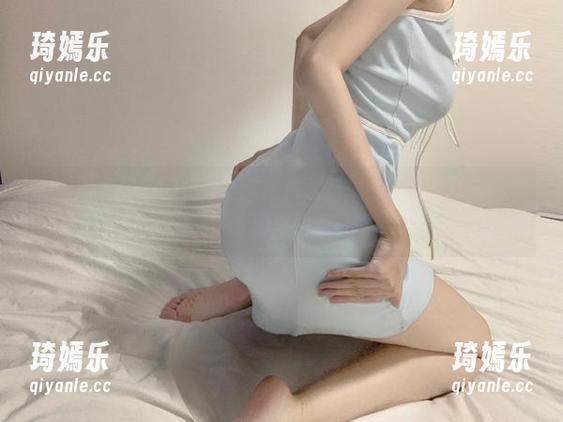 微密圈 - 黑色的相扑猫：图库里蹲着的猫儿，快来分享它们的黑暗面！
