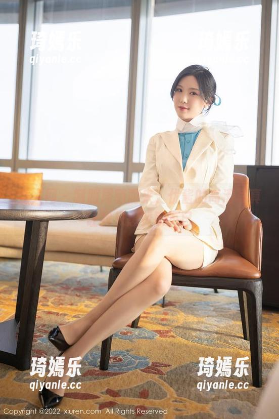 秀人网 - 制服尾随而来，优酱的高清写真让我只想赞叹不已