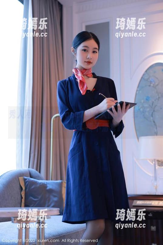 秀人网-葛征Model 秀人网 - 葛征Model的双人图集,亲密又疏离,真让人摸不清套路