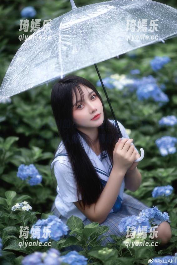 秋山AkI 哇,秋山AkI的写真“亚丝娜”资源,仿佛能让人穿越回那段夏天。