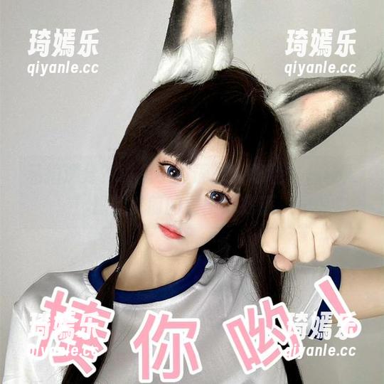 私拍满分？章鱼小童谣的高跟鞋，总让人想起以前的女王范儿哦。
