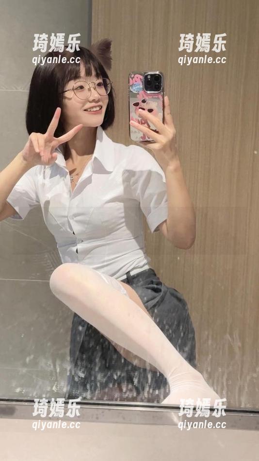 微密圈 - 胜利的小生活开了一门水手裙课程——美图一次看过瘾！