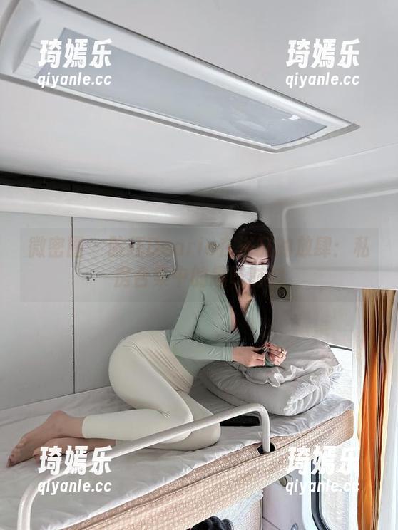 微密圈 - 脸红Dearie在浴缸的放肆：私房合集中的趣味时刻