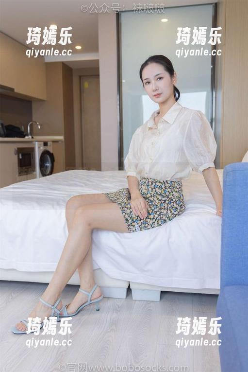 袜啵啵 - 下载？免费的？当然不能错过奶油的厚肉丝，只是打底哦