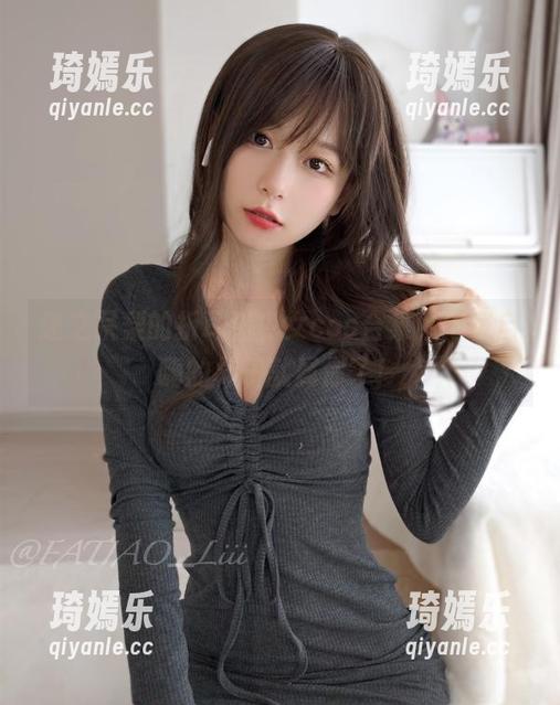 迷之呆梨的折耳猫少女cos合集，宅家自嗨的样子就属你了！
